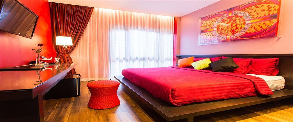 Third Rock Hostel Bangkok Luaran gambar
